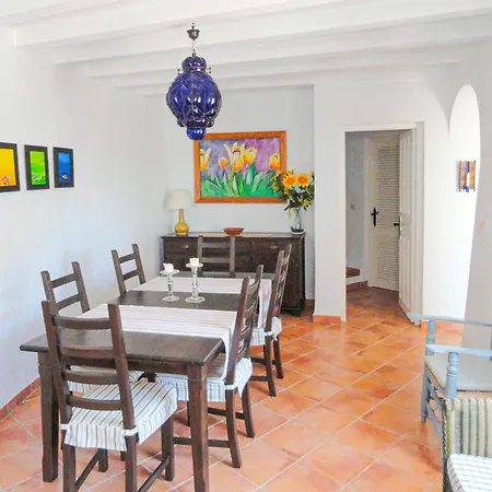 Villa Half Moon House